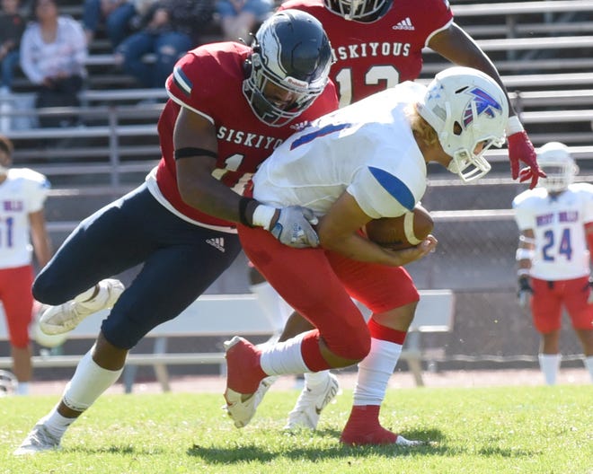 Ryan Ten Hulscher of the College of the Siskiyous football team during the Saturday, Oct. 2, 2021 home game versus West Hills Coalinga.